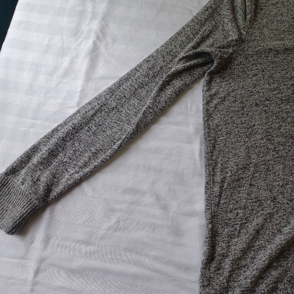 Lucky Brand Lg Women's V-Neck Lightweight Sweater Gray - Picture 3 of 12